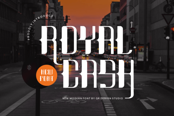 Royal Cash: A Refined Display Font for Digital Branding